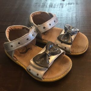 Livie and Luca Minnies size 7 Silver